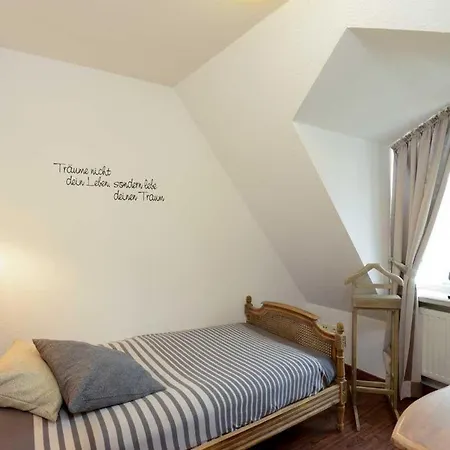Hoppe-haus *